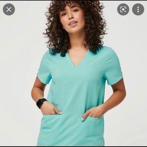 Figs Fresh Aqua Casma XXL 3 pocket scrub top